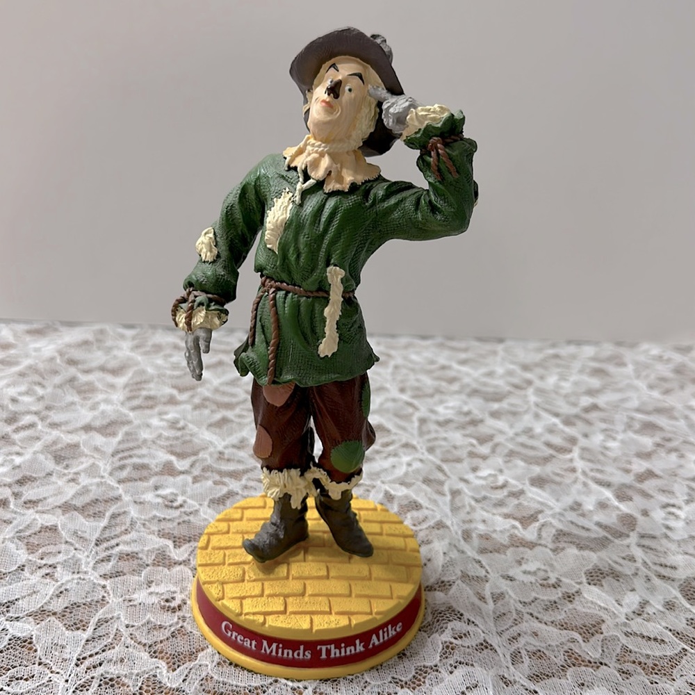 WIZARD OF OZ VINTAGE 2000 SCARECROW BOBBER FIGURINE VANDOR ITEM #71253